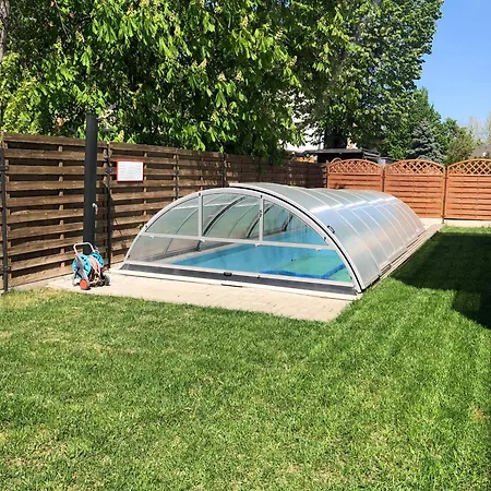 Yellow Sun 56 Апартаменты